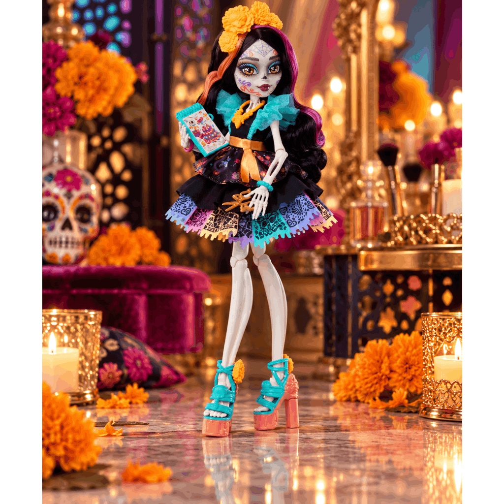 Monster High Skelita Calaveras Fashion Doll in Ruffled Dress with Pet Candelita and 7 Accessories