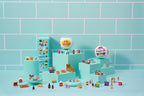 ZURU Mini Brands Fill the Fridge Mini Fridge Playset 1 Fridge 2 Capsules