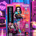 Monster High Skelita Calaveras Fashion Doll in Ruffled Dress with Pet Candelita and 7 Accessories