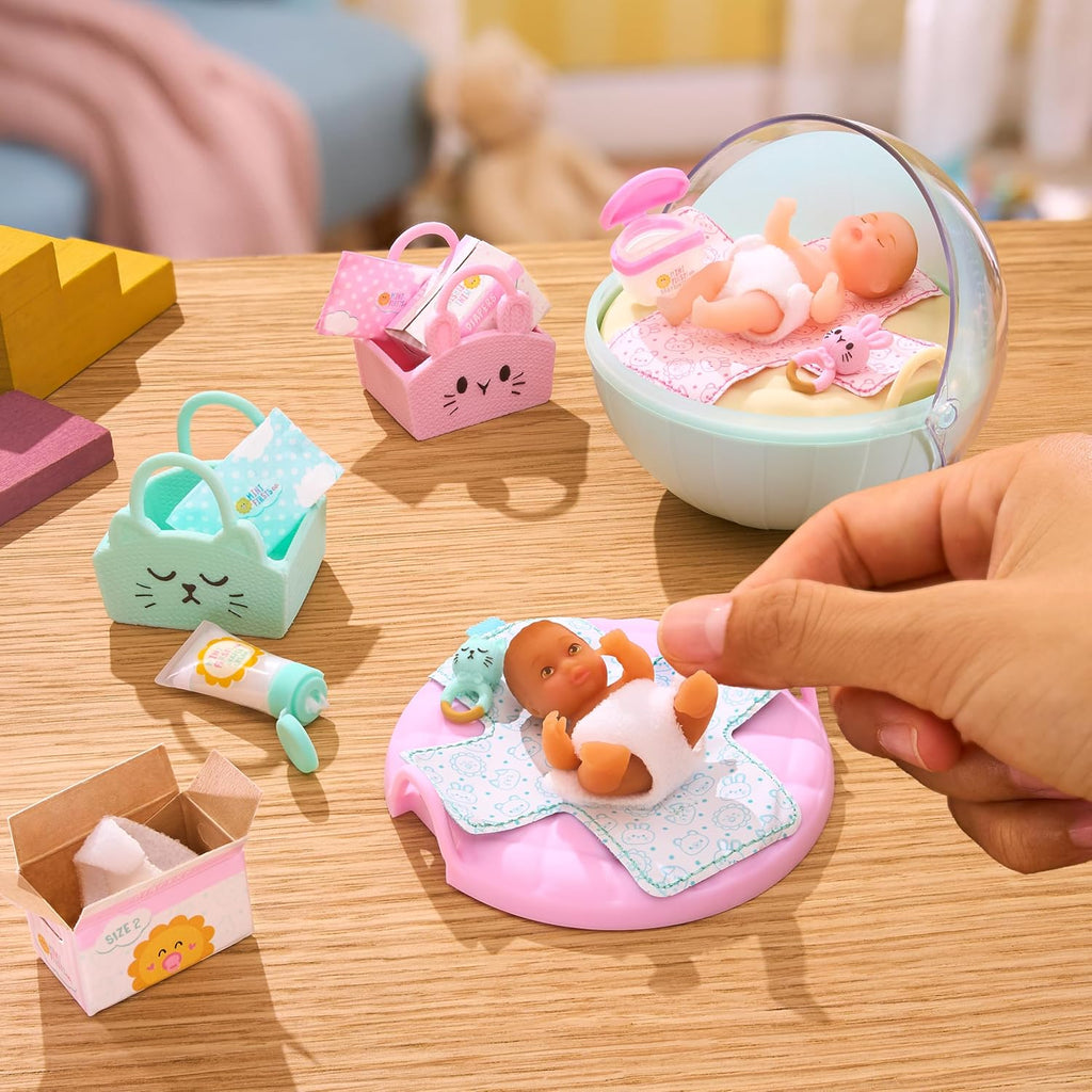 MGA's Miniverse Make It Mini Real Baby Nurture - Blind Packaging - Baby Care Themed Mini Collectibles - 8 Styles Including Rare Twins - Collectors, 8+