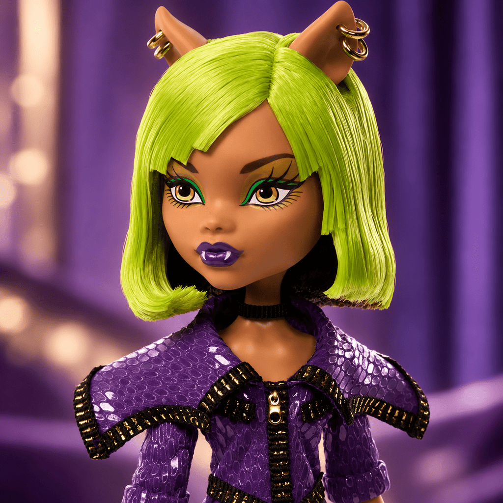 Monster High Dawn of the Dance Clawdeen Wolf Reproduction Doll