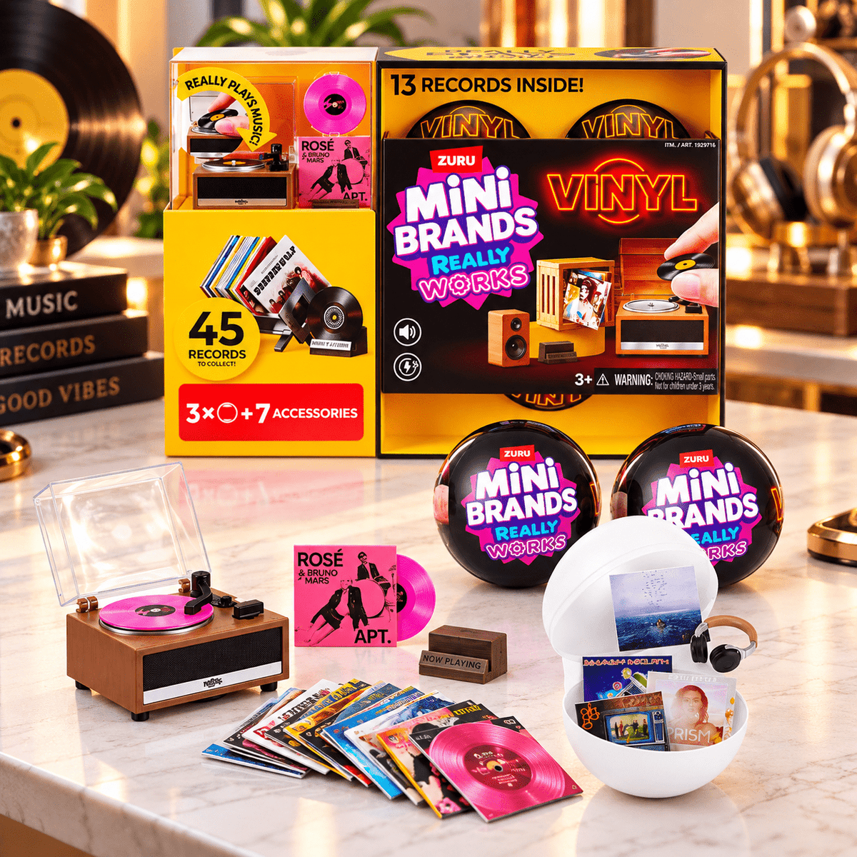 Zuru Mini Brands Mini Vinyls Playset with Three Capsules